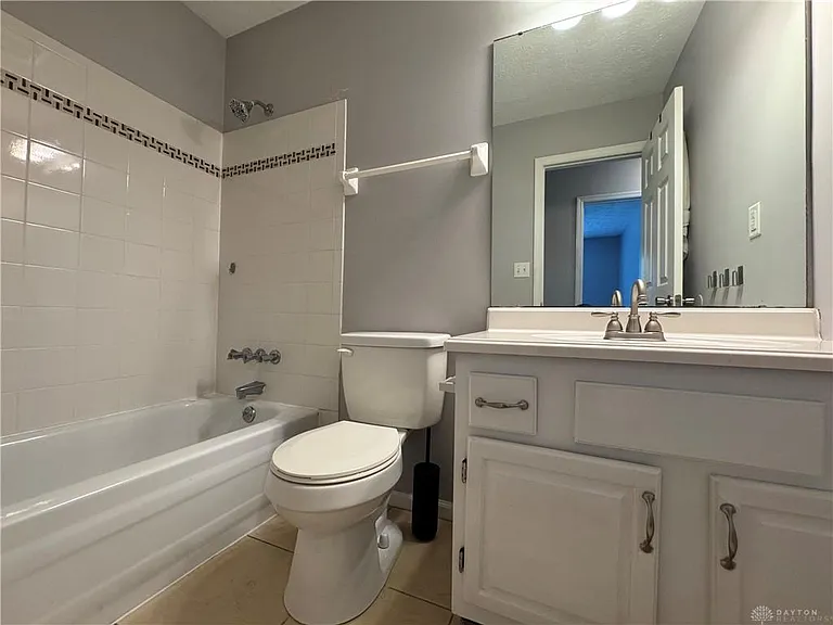 1014 Millerton Dr — Photo 21