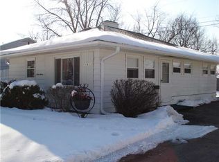 1611 Richmond Rd NE, Cedar Rapids, IA 52402