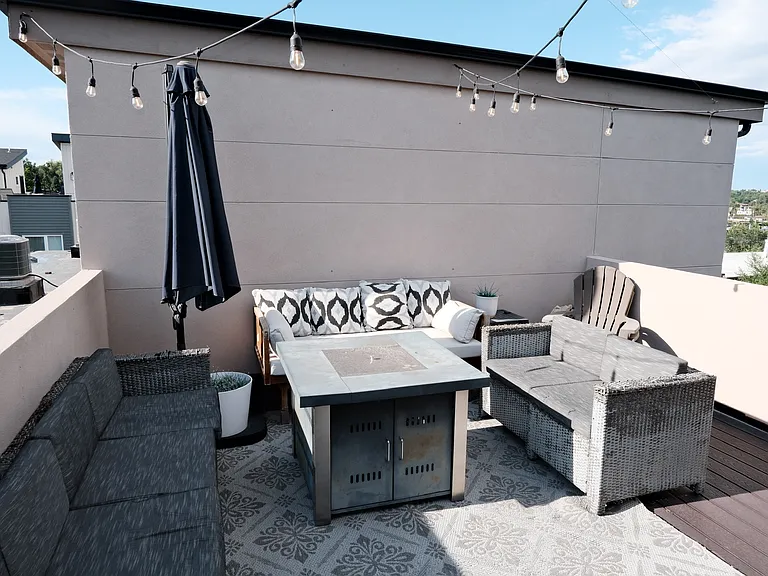 Furniture included if wanted.