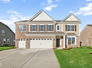 4976 Amber Crest Dr, Brownsburg, IN