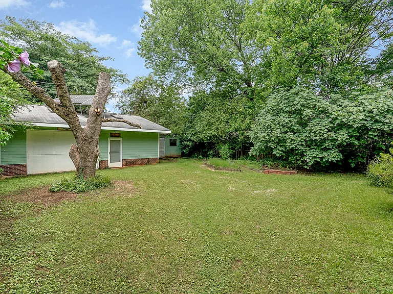 4344 University Dr — Photo 17