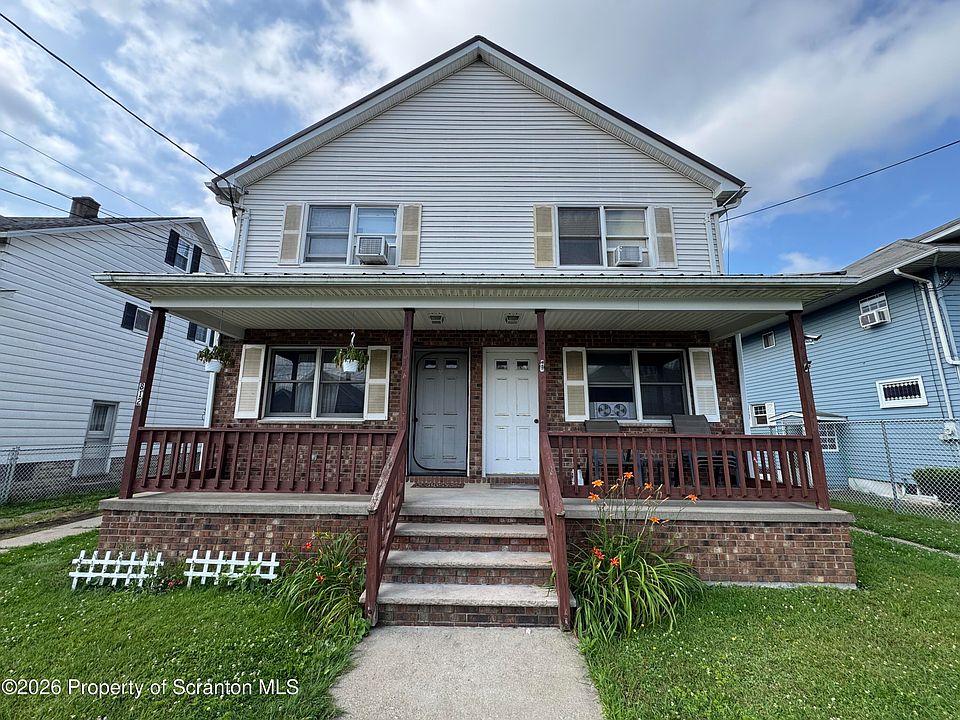 1st image of 810 Center St #812