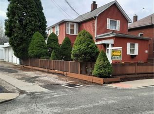 134 E 2nd Ave, Tarentum, PA 15084