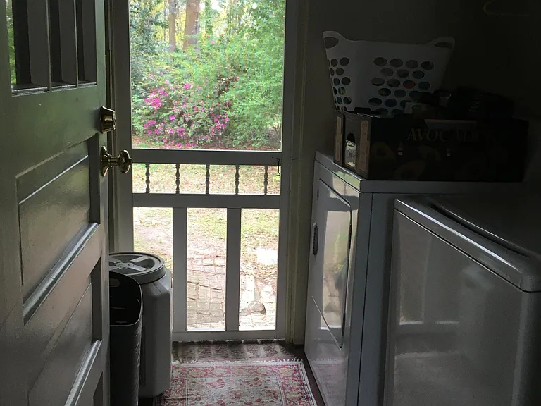 1217 Hollywood Dr — Photo 12