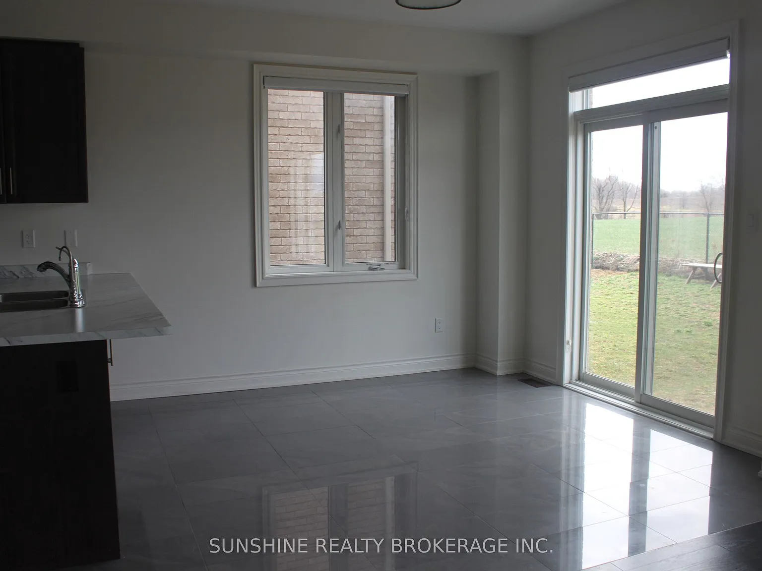 4 bed, $3,400 — Photo 3