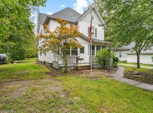 1315 Albany St, Erie, IL 61250