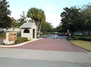 1021 S Pine Ridge Cir, Sanford, FL 32773