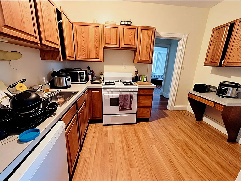 1788 Beacon St #7B — Photo 2