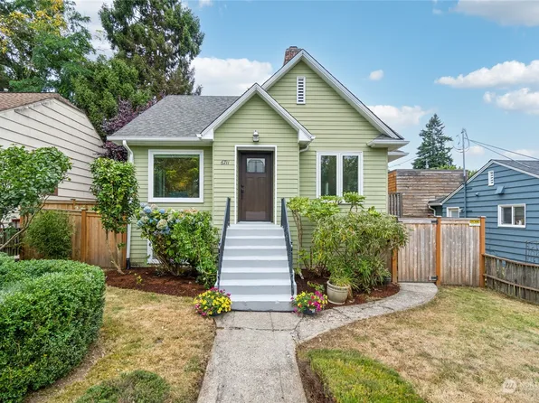 6711 34th Avenue SW, Seattle, WA 98126