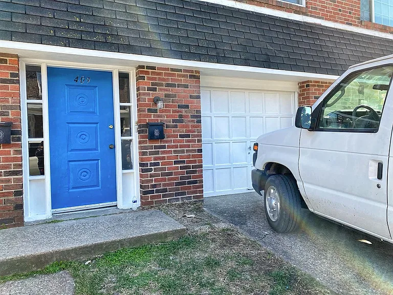 409 Naomi St #1 — Photo 1