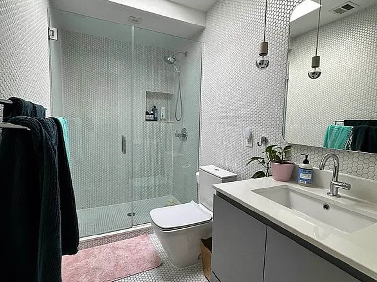 438 Hancock St #2 — Photo 25