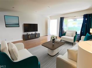 4949 Coldwater Canyon Ave #1, Sherman Oaks, CA 91423