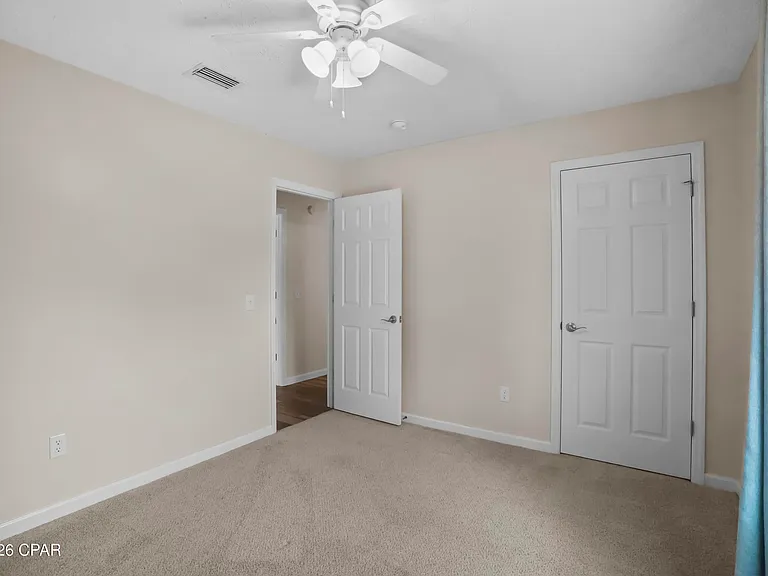 1815 Foster Ave — Photo 28