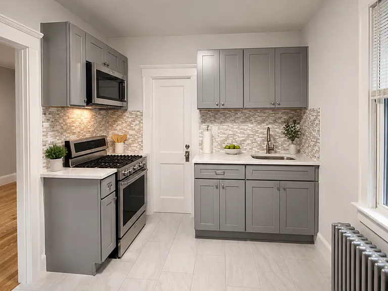 32 Edwin St #2 — Photo 3