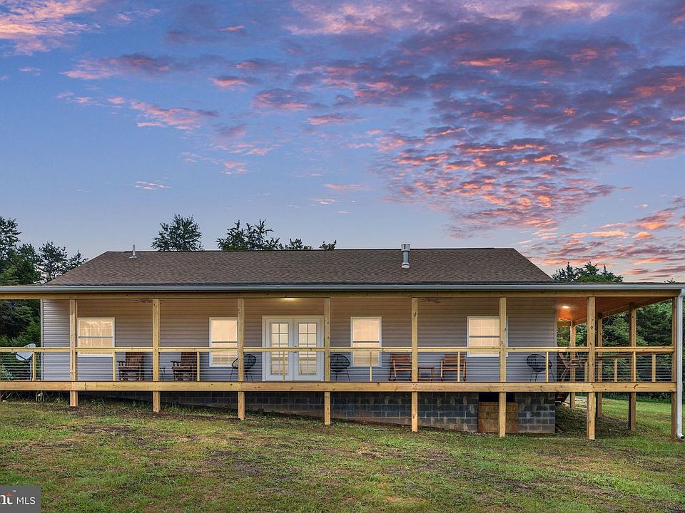 1st image of 1195 Mountain View Dr