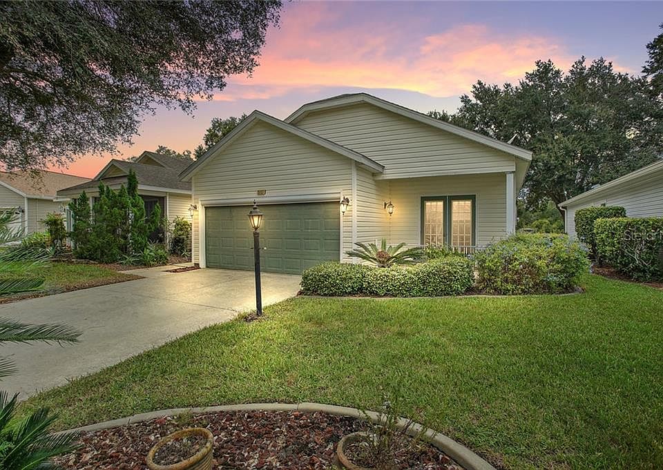 1st image of 25137 Cranes Roost Cir