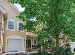 19 Magnolia Way, North Haledon, NJ 07508