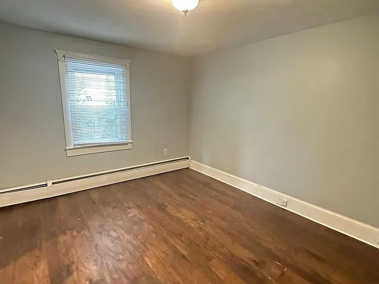 311 E Grove St #1D — Photo 13