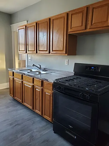 10 Carlile Ave #2 Photo 1