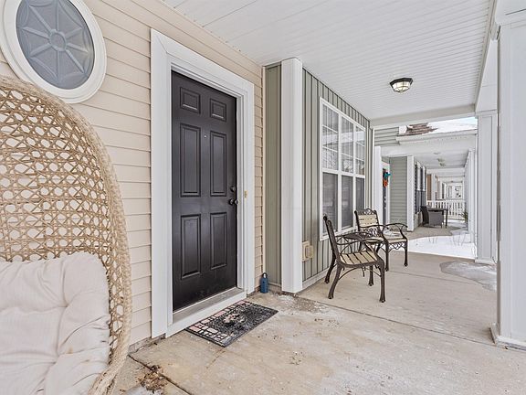 4th image of 6002 Trumhall Ave