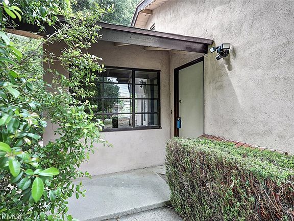 3rd image of 4811 Ramsdell Ave