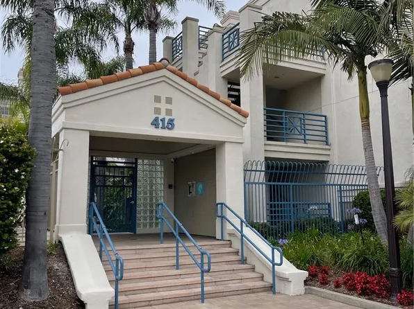 415 Townsquare Ln APT 111, Huntington Beach, CA 92648