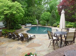 7 York Ct, New City, NY 10956