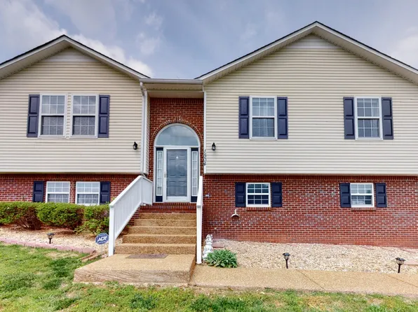 1504 Potter Dr, Columbia, TN 38401