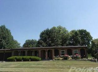 14 Orange Hills Dr, Chesterfield, MO 63017