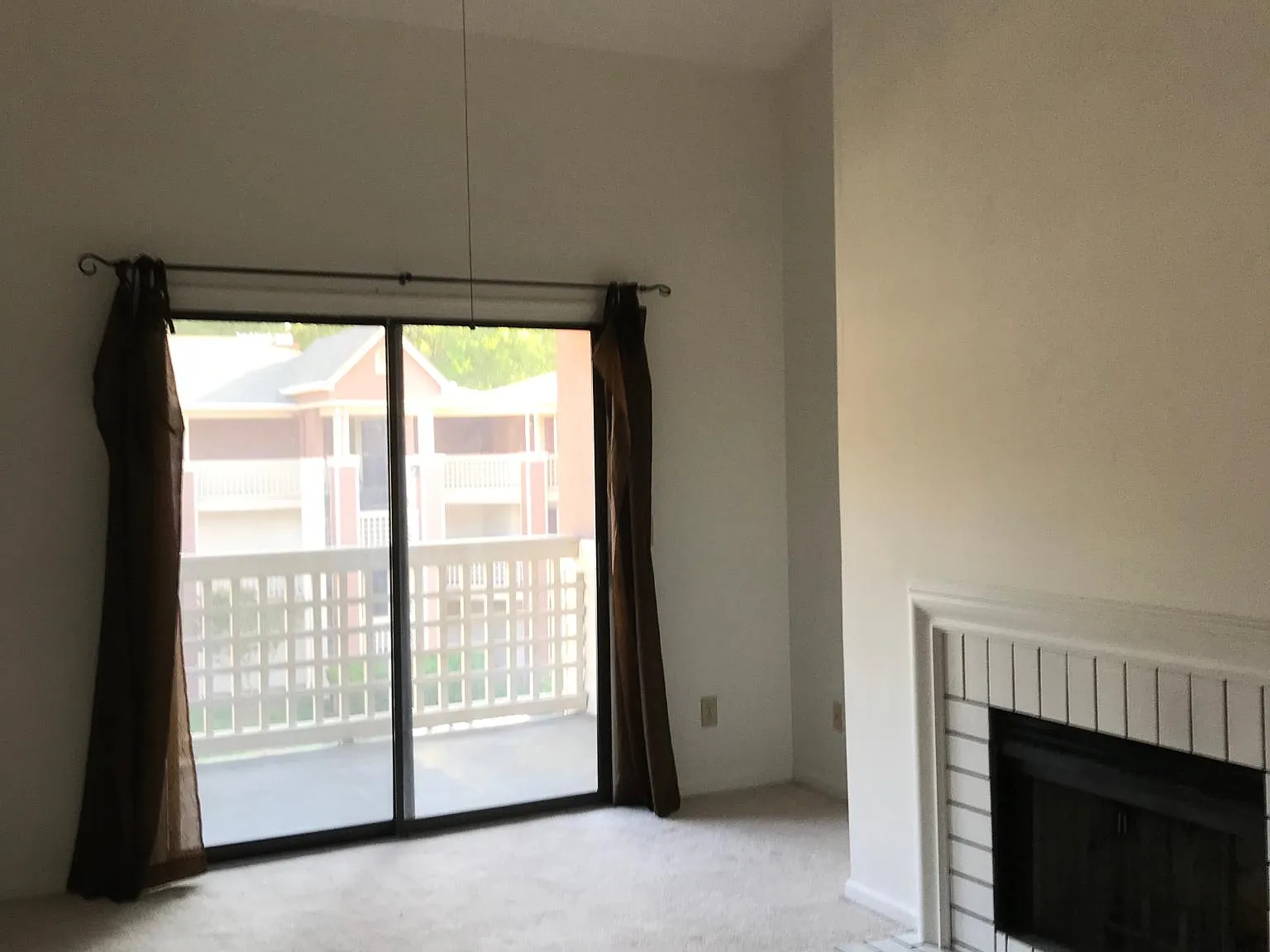 248 Hillsboro Pl — Photo 4