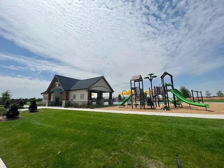 23223 Spring Genesis Ln — Photo 37