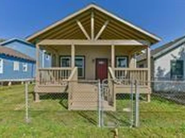 4212 Avenue Q 1/2, Galveston, TX 77550