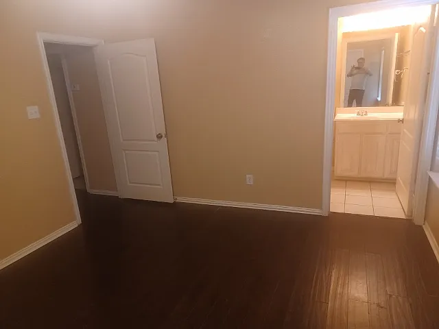 5721 Swords Dr — Photo 9