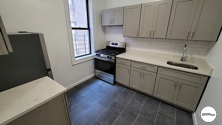 Rented by Premier One Realty LLC | media 5