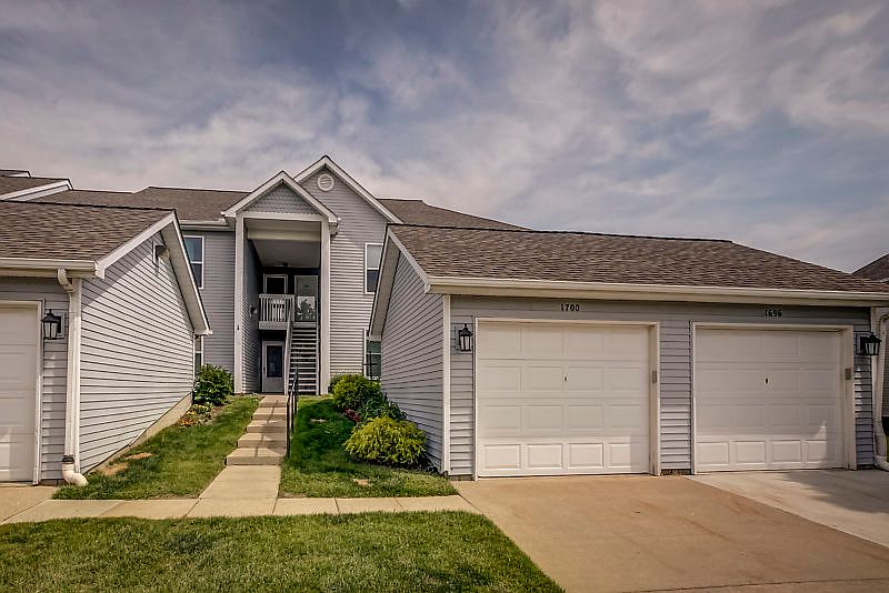1st image of 1700 Weatherstone Dr