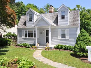 256 Old Kensico Rd, White Plains, NY 10607