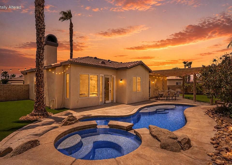 1st image of 79754 Viento Dr