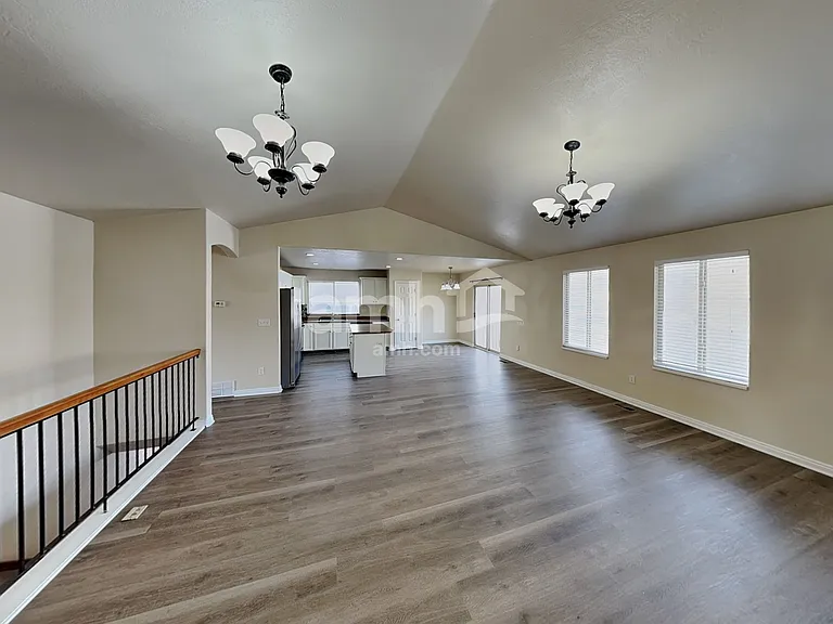 6743 S Majestic Loop Rd — Photo 5