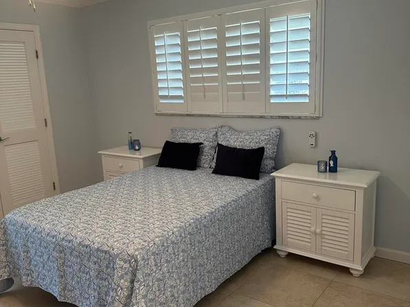 4 Westwood Ave. #107, Tequesta, FL 33469