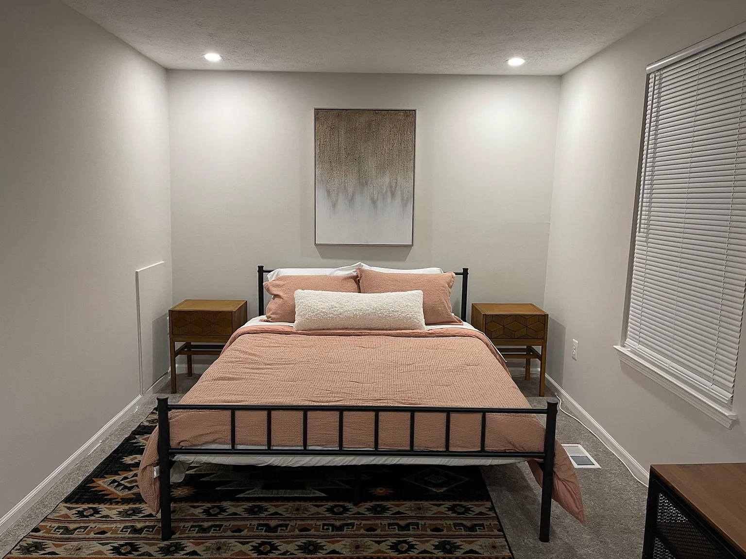 1 bed, 150 sqft, $900 — Photo 2
