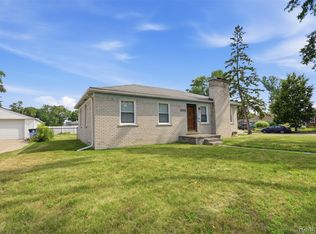 32600 W Chicago St, Livonia, MI 48150