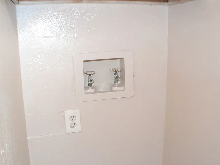 1520 Pebblewood Dr — Photo 6