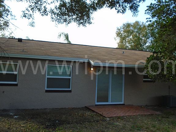 2nd image of 905 York Dr