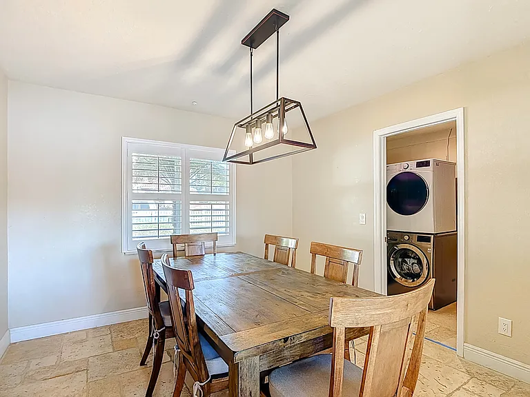 17208 Orangewood Dr — Photo 74