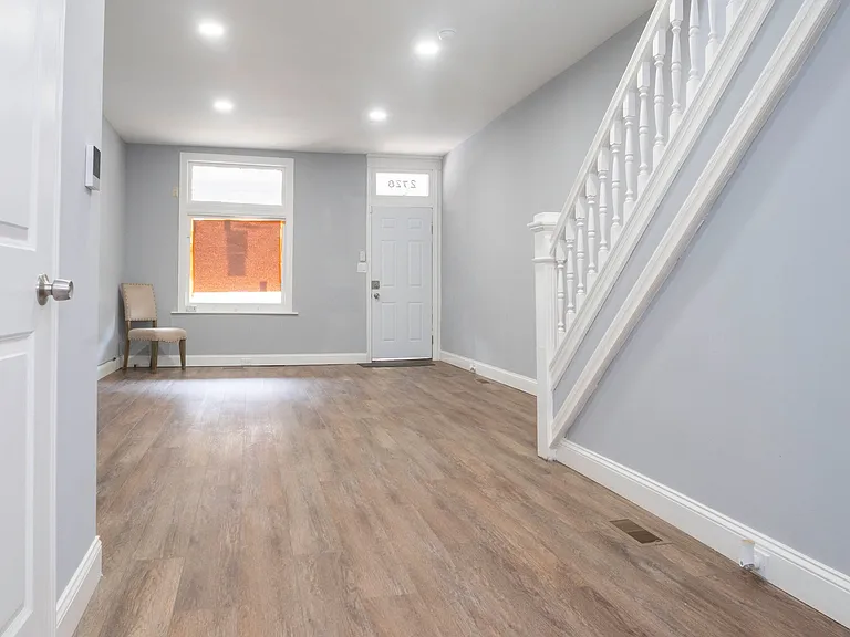 2728 Winchester St — Photo 20