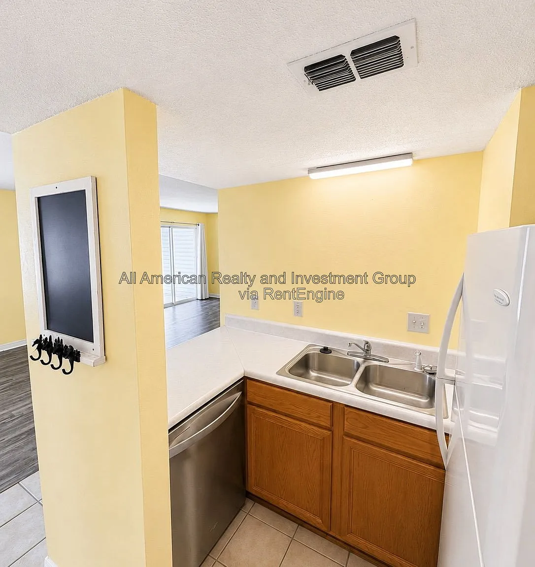 2 bed, 2.0 bath, 1029 sqft, $1,800 — Photo 4