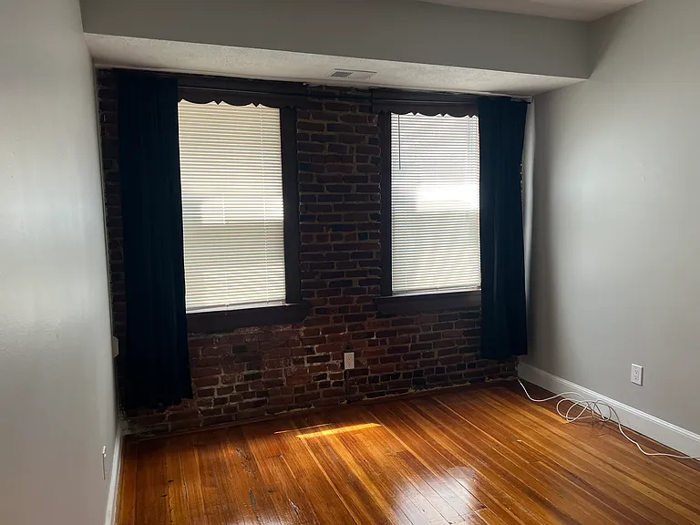 182 Cottage St #202 — Photo 9