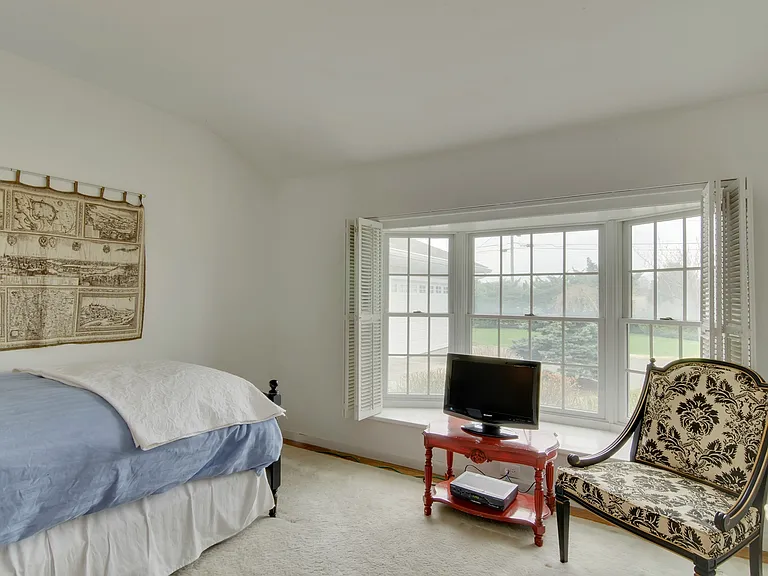 62 Bayfield Ln — Photo 15