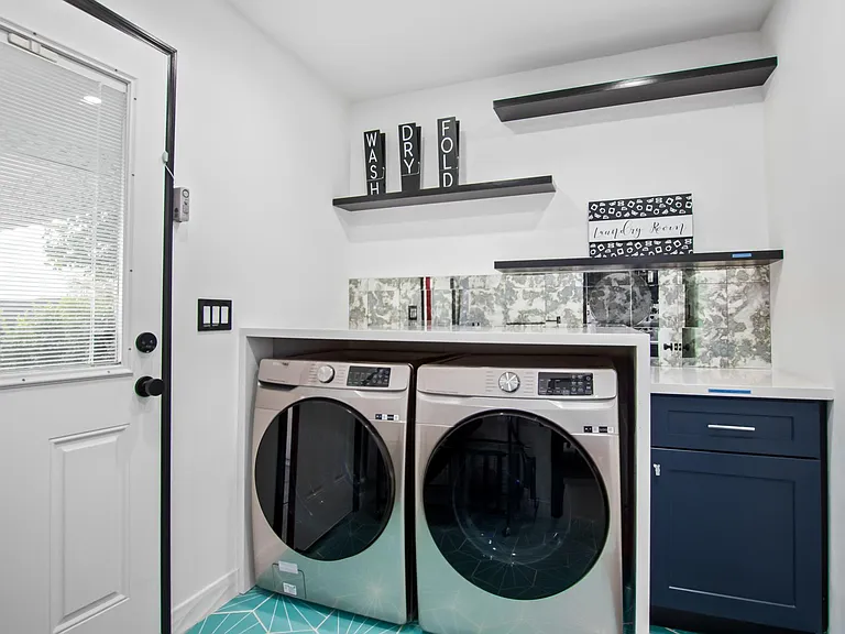 7737 E Roosevelt St — Photo 22