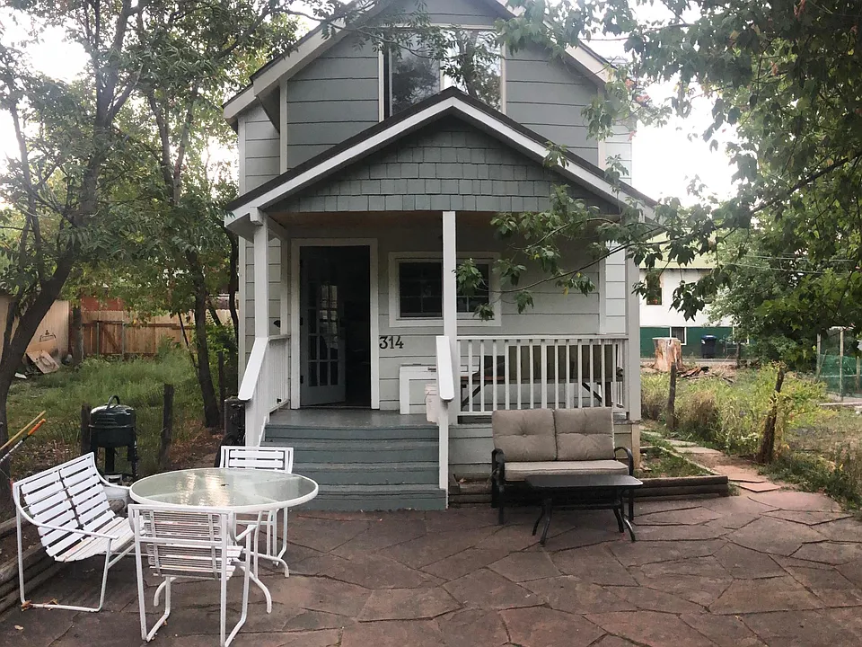 314 E 4th Ave